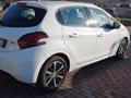 PEUGEOT 208 (2012) PureTech cambio automatico