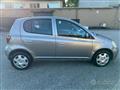 TOYOTA YARIS 1.0i 16V cat 5 porte Sol