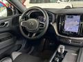 VOLVO XC60 B4 (d) automatico Plus Dark N1 Tetto Ap. Cerchi21