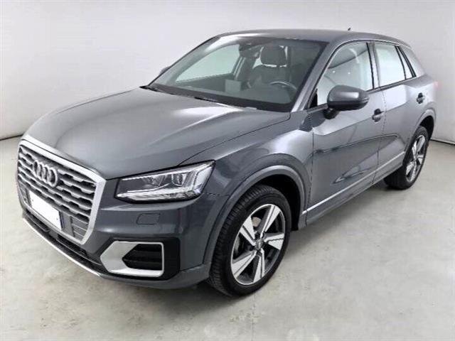 AUDI Q2 30 TDI S tronic Identity Black