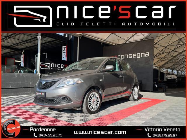 LANCIA YPSILON 1.0 FireFly 5 porte Ecochic Silver *IBRIDA*