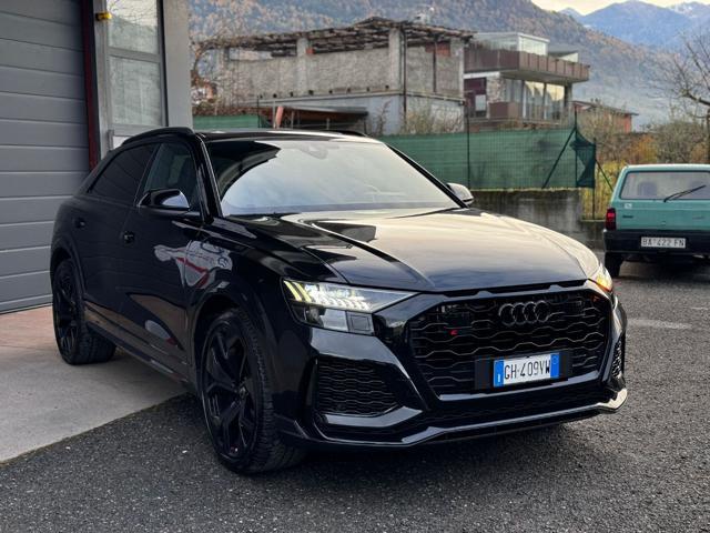 AUDI Q8 TFSI V8 quattro tiptronic