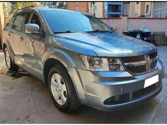 DODGE JOURNEY 2.0 Turbodiesel SXT DPF (7 POSTI)