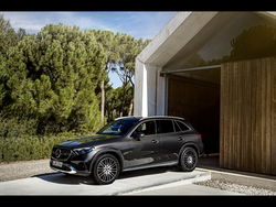 MERCEDES GLC SUV 220 D AMG LINE ADVANCED 4MATIC AUTO