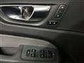 VOLVO XC60 B4 (d) AWD Geartronic R-design