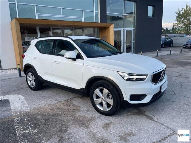 VOLVO XC40 1.5 t2 Momentum Core my21