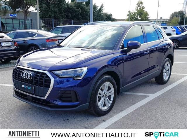 AUDI Q3 35 TDI S tronic Business