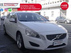 VOLVO V60 (2010) V60 D3 Summum