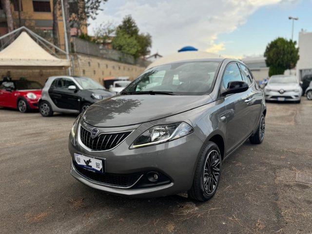 LANCIA YPSILON 1.0 FireFly 5 porte S&S Hybrid Gold - NEOPATENTATI