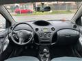 TOYOTA YARIS 1.0i 16V cat 5 porte Sol