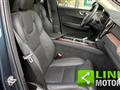 VOLVO XC60 B4 (d) AWD mhev automatico Ultimate Dark