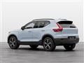 VOLVO XC40 B3 Mild Hybrid automatico Plus Dark - MY25