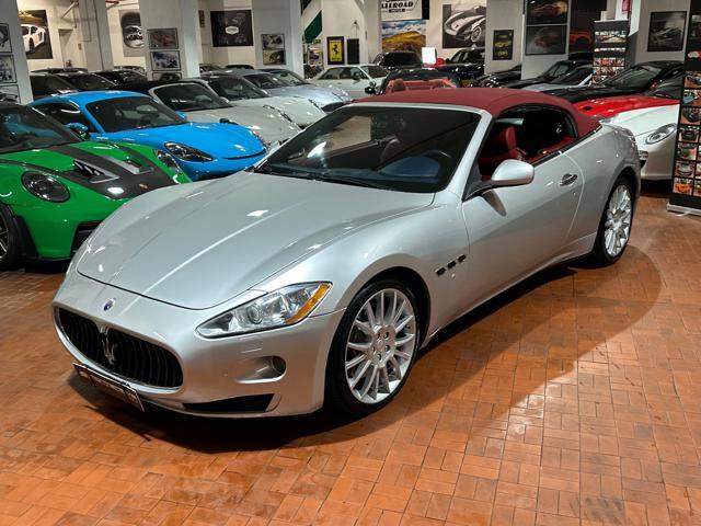 MASERATI GRANCABRIO 4.7 V8 PELLE ROSSA CAPOTE ROSSA