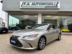 LEXUS ES Hybrid Executive