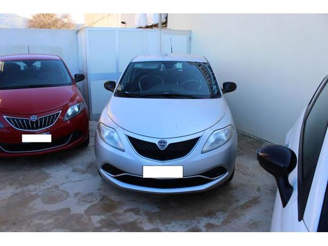 LANCIA YPSILON 1.3 MJT 16V 95 CV 5 porte S&S Gold