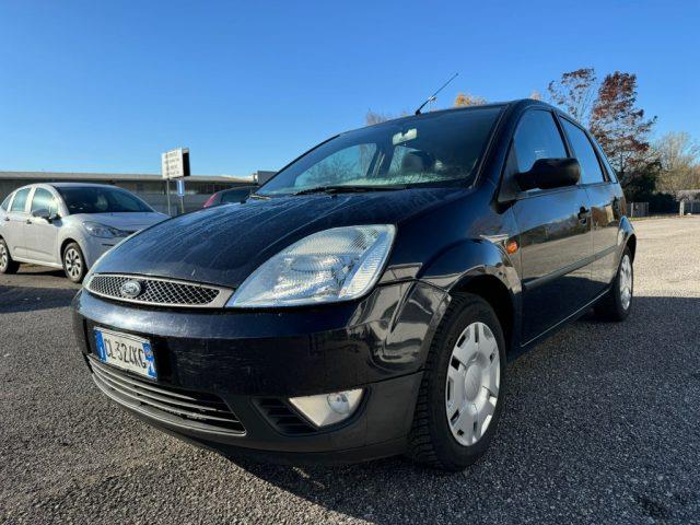 FORD FIESTA 1.2 16V 5p. Zetec Neopatentati OK