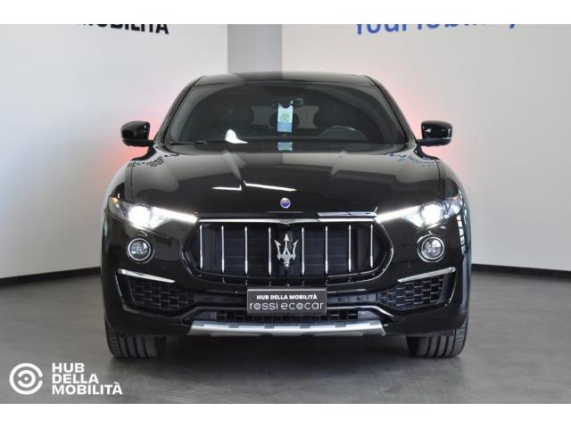 MASERATI LEVANTE V6 Diesel 275 CV AWD Granlusso