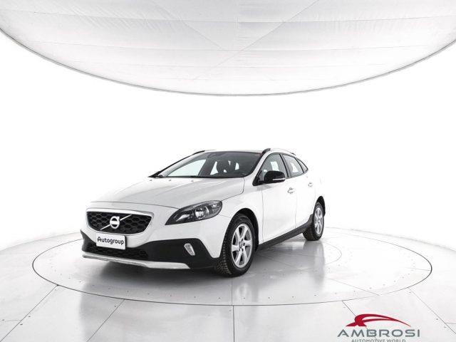 VOLVO V40 CROSS COUNTRY KINETIC