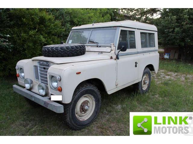 LAND ROVER DEFENDER versione 88 anno 1984 44 kw