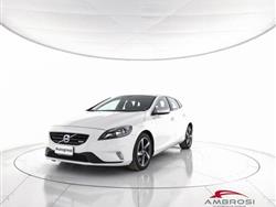 VOLVO V40 D4 Geartronic R-design Momentum