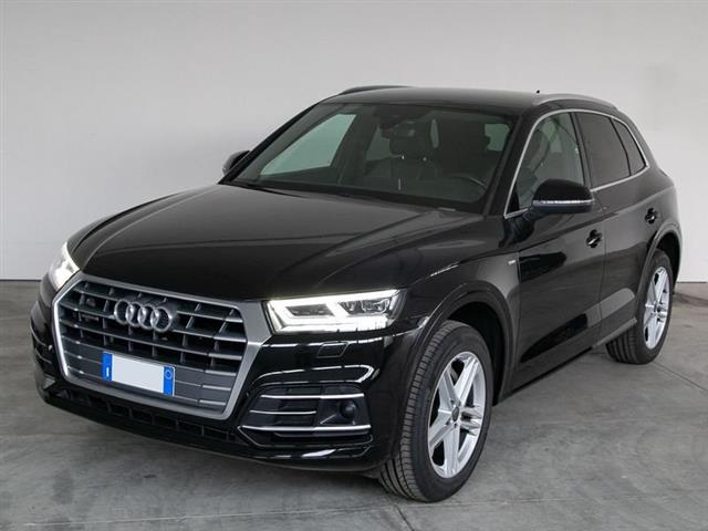 AUDI Q5 40 TDI quattro S tronic S line plus