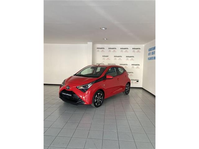 TOYOTA AYGO Connect 1.0 VVT-i 72 CV 5 porte x-play