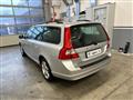 VOLVO V70 2.4 D5 Geartronic Momentum DA PREPARARE