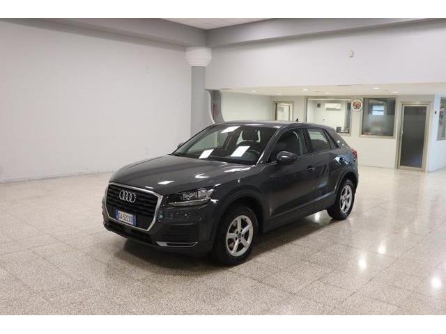 AUDI Q2 30 TDI S tronic Business Sport