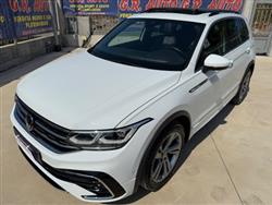 VOLKSWAGEN TIGUAN 2.0 TDI 200 CV SCR DSG 4MOTION R-Line