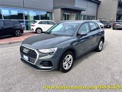 AUDI Q5 35 TDI S tronic Business