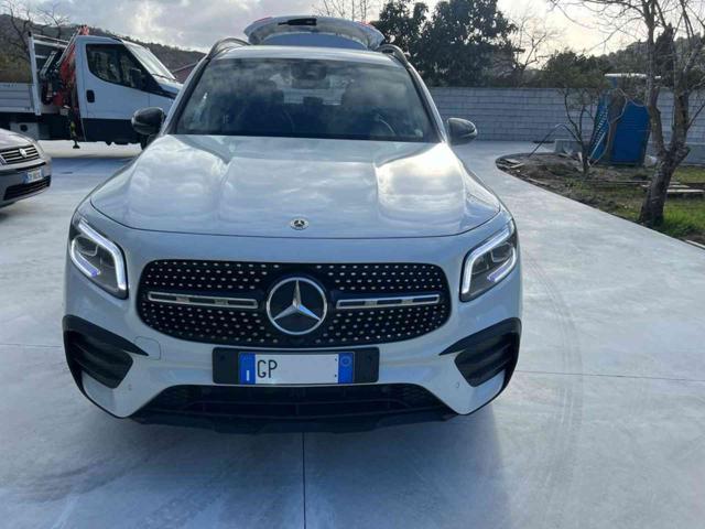 MERCEDES CLASSE GLB Automatic AMG Line Premium