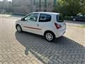 RENAULT TWINGO 1.2 16V Live