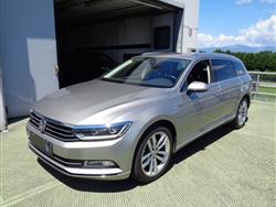 VOLKSWAGEN PASSAT Variant 2.0 TDI 190 CV 4MOTION DSG Highline BMT