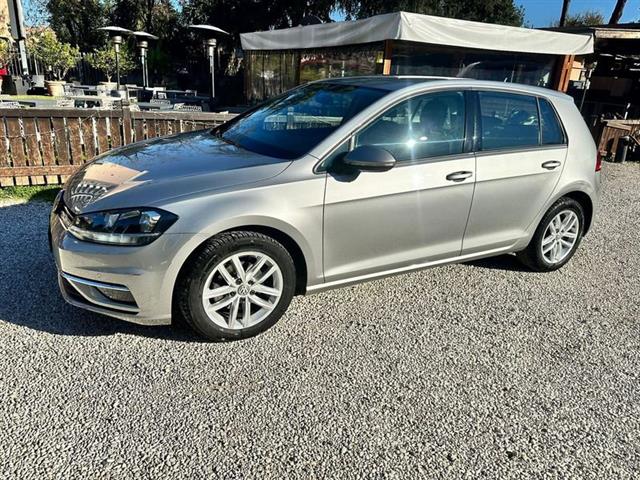 VOLKSWAGEN GOLF 1.0 TSI 115 CV DSG 5p. Business BlueMotion Tech.