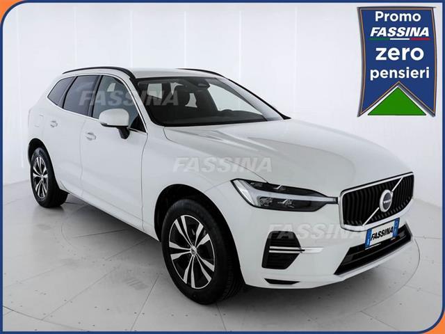 VOLVO XC60 B4 (d) AWD Geartronic Momentum Pro