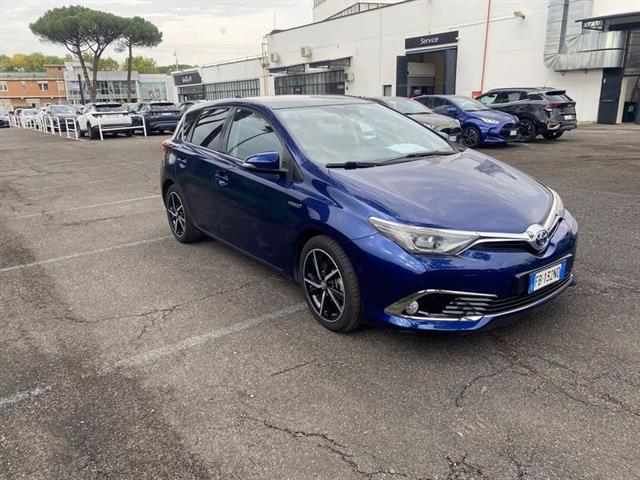 TOYOTA AURIS 1.8 Hybrid Lounge