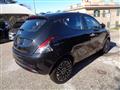 LANCIA YPSILON 1000 HYBRID PLATINO 70CV CAM CARPLAY CERCHI ITALIA