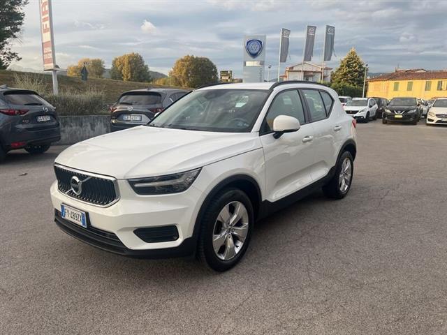 VOLVO XC40 D3