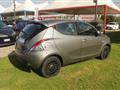 LANCIA YPSILON 1.0 FireFly 5 porte S&S Hybrid Ecochic Silver