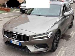 VOLVO V60 D3 AWD Geartronic Inscription Navi,Pelle,LED,Tetto