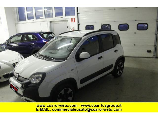 FIAT PANDA 1.0 FireFly S&S Hybrid Cross