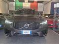 VOLVO XC60 B4 Geartronic R-design TETTO PANORAMICO APRIBILE!