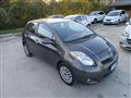 TOYOTA Yaris 1.3 5p. Sol