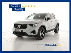 VOLVO XC40 B3 automatico Plus Dark - Pronta consegna