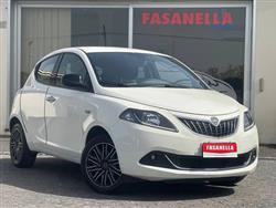 LANCIA YPSILON 1.0 5 porte - Hybrid - Gold - Neopatentati