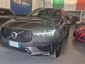 VOLVO XC60 B4 Geartronic R-design TETTO PANORAMICO APRIBILE!