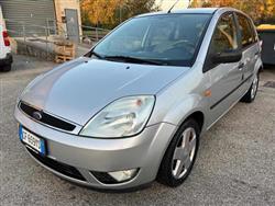 FORD FIESTA 134,722km 1.4 16V 5p.Ghia Neopatentati Bellissima