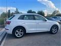 AUDI Q5 40 TDI quattro S tronic Business Sport