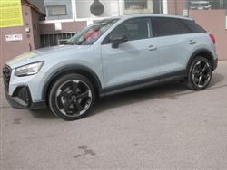 AUDI Q2 35 TFSI S tronic Identity Black