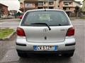 TOYOTA YARIS 1.0i 16V cat 5 porte Sol